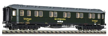Express sleeping car type WL 4? of the Mitropa<br /><a href='images/pictures/Fleischmann/865871.jpg' target='_blank'>Full size image</a>